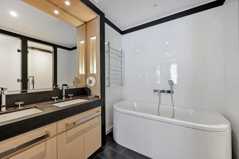 Bathroom with freestanding bath