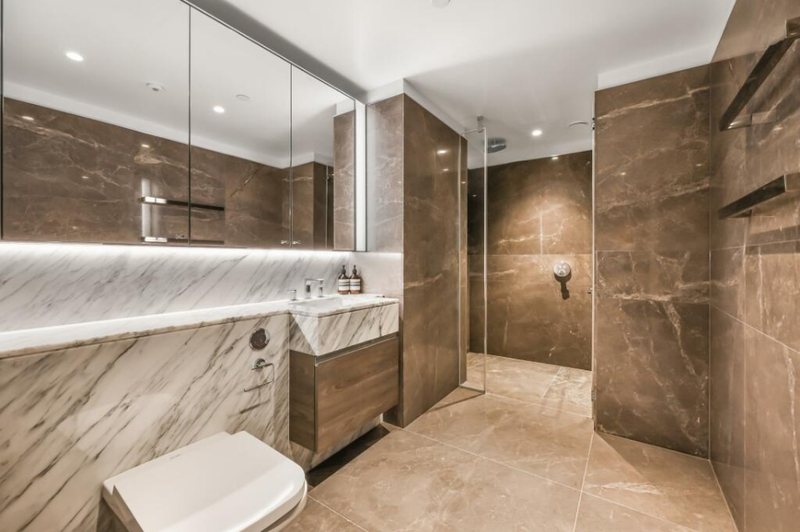 Marble shower room