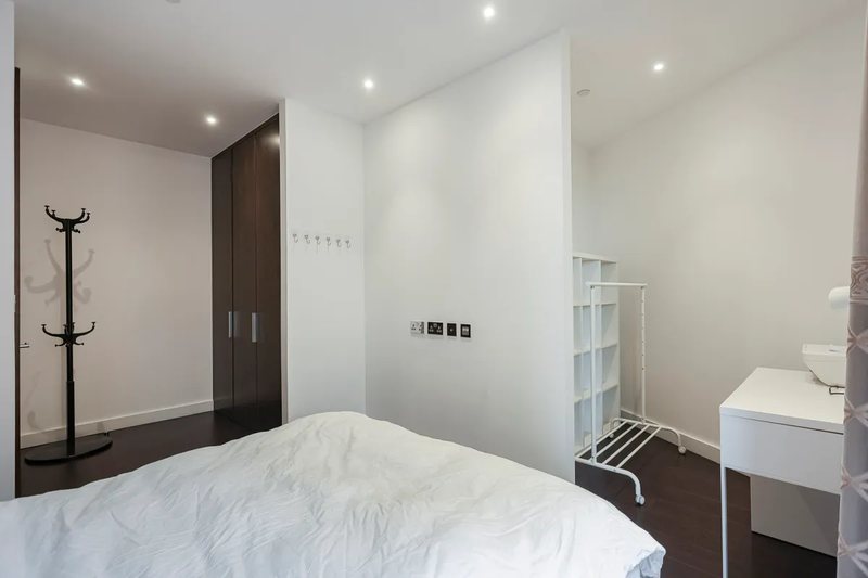 Bedroom with desk